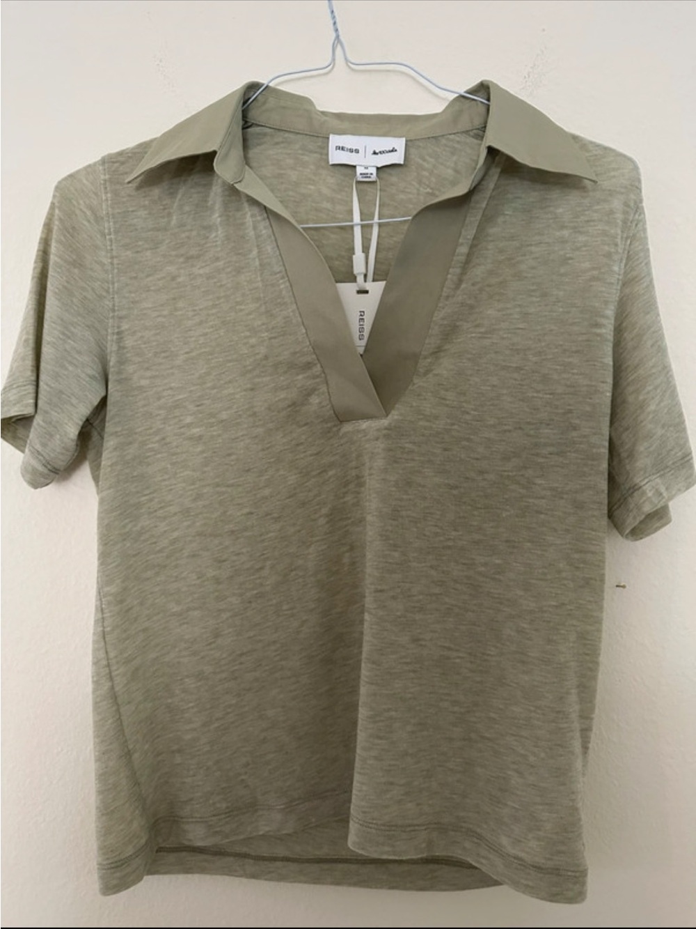 Reiss Sage Green Collared V-Neck Short Sleeve Button-Down